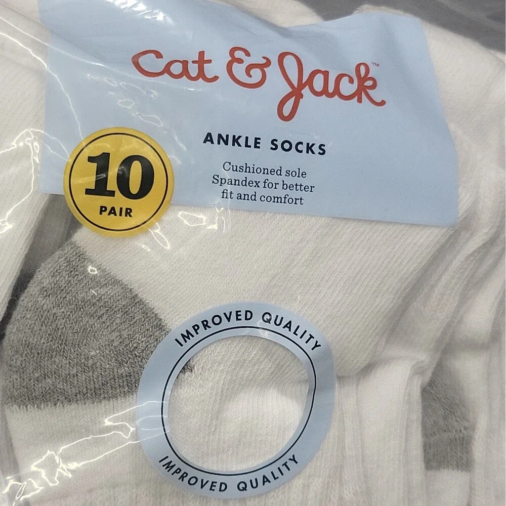 Cat & Jack Boys' 10 pair Ankle Socks White Size Medium 9-2.5